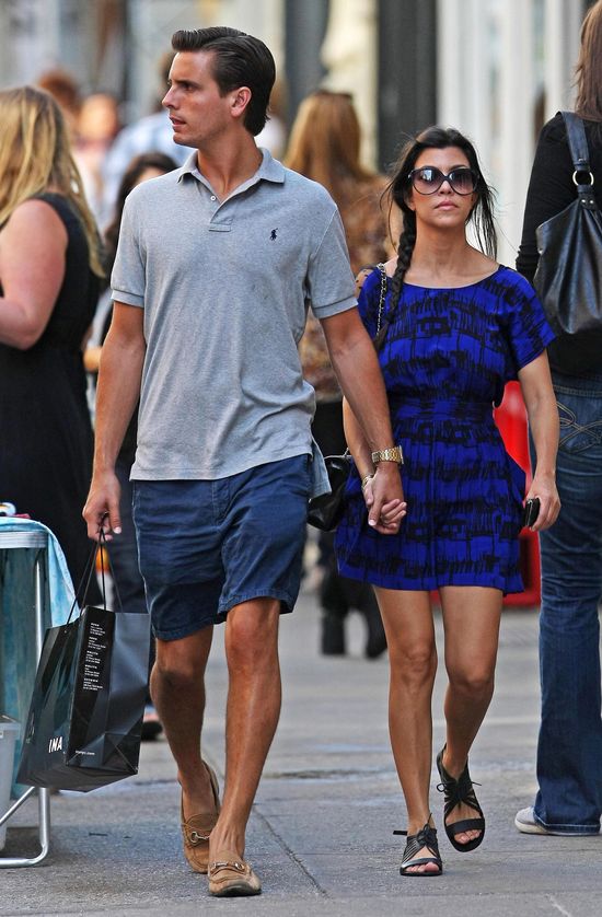 Kourtney Kardashian i Scott Disick uprawiają seks 7 razy...