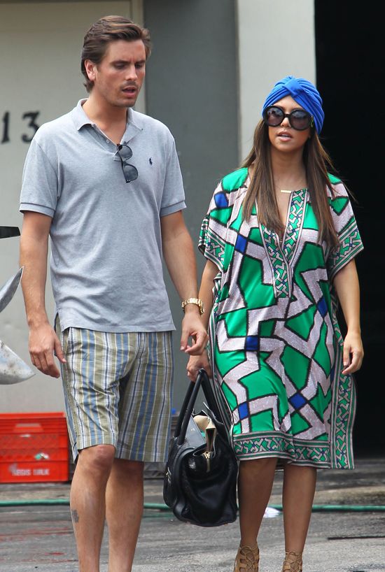 Kourtney zerwała ze Scottem przez smsa! Kourtney zerwała ze Scottem przez smsa!