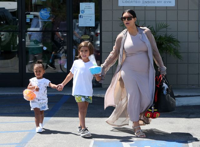 Mama Mia! Kourtney Kardashian jest hot (FOTO)