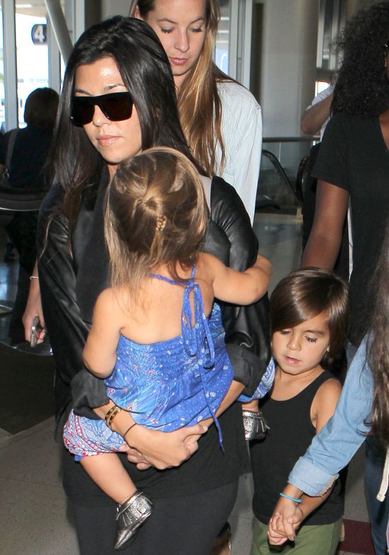 Ciężarnej Kourtney Kardashian nie jest do śmiechu (FOTO)