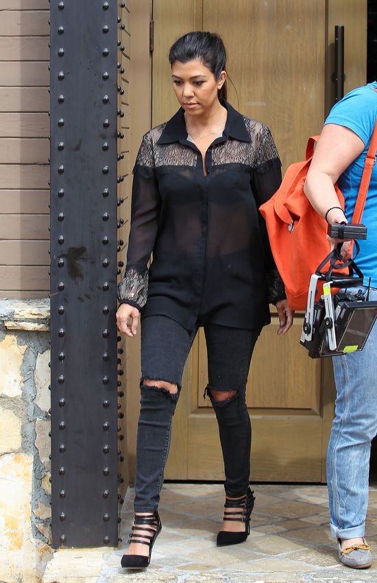 Kim kontra Kourtney Kardashian (FOTO)