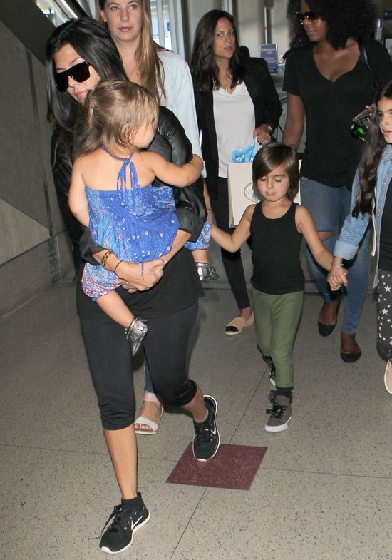 Ciężarnej Kourtney Kardashian nie jest do śmiechu (FOTO)