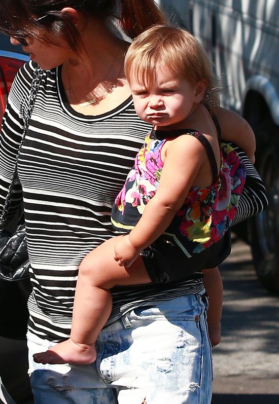 Kourtney Kardashian - mama na luzie (FOTO)