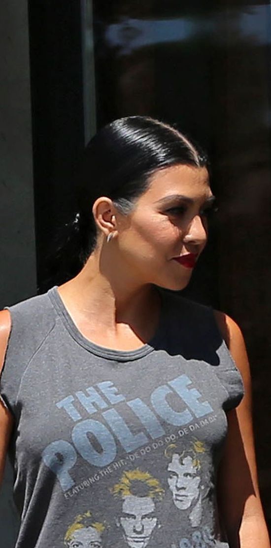 Kourtney Kardashian osiwiała ze stresu? (FOTO)