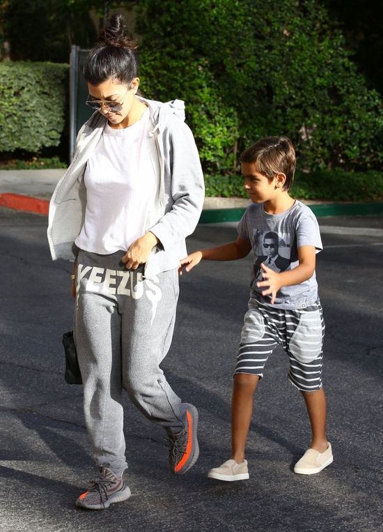 Gdy najseksowniejsza z sióstr Kardashian, wygląd ma w poważaniu (FOTO)