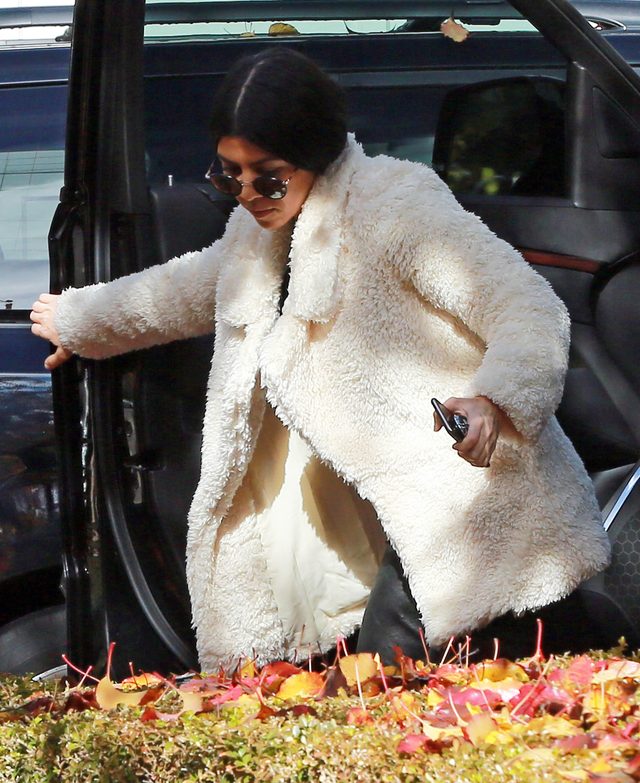 Sexy mama, chociaż sama - Kourtney nie da satysfakcji byłemu