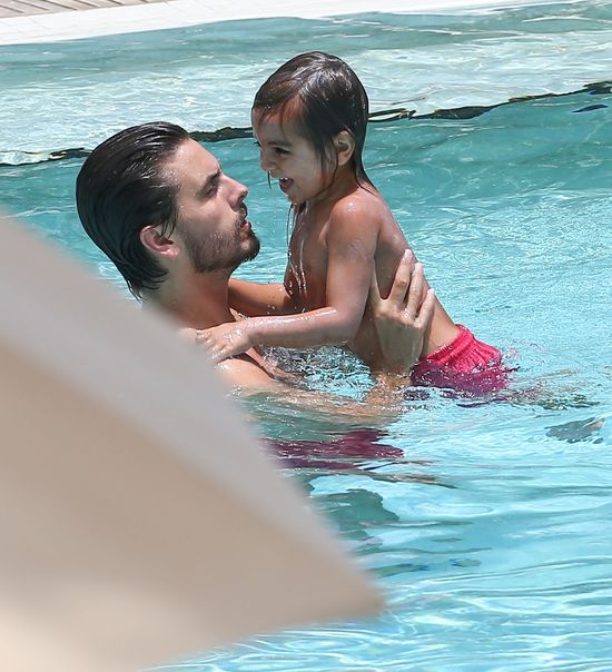 Szkółka pływania Kourtney Kardashian i Scotta Disicka (FOTO)