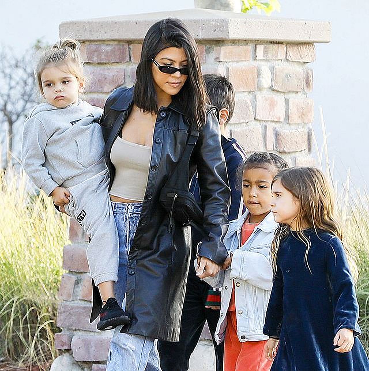 Kourtney zrobiła dzieciom świąteczną niespodziankę - ich MINY mówią wszystko