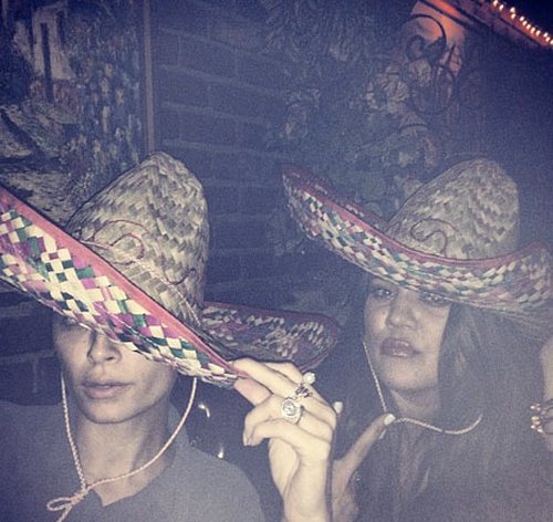 Mamuśka Kardashianek zaszalała w piątkowy wieczór! (FOTO)