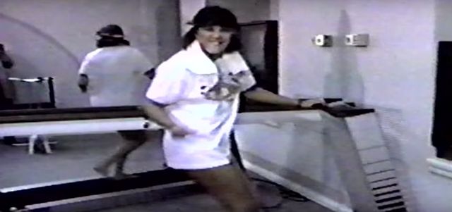 Będziecie słyszeć śpiewające Kardashianki do końca dnia! Będziecie słyszeć śpiewające Kardashianki do końca dnia!