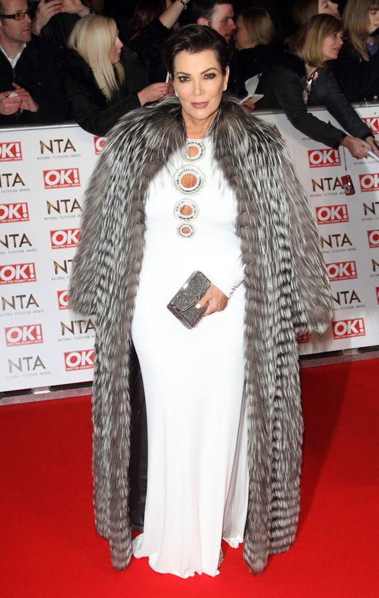 Lew salonowy w swoim żywiole, czyli Kris Jenner na imprezie 