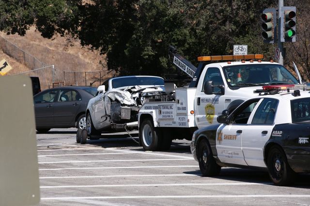 Mamy zdjęcia z wypadku Kris Jenner! Jej auto jest ZMASAKROWANE! Mamy zdjęcia z wypadku Kris Jenner! Jej auto jest ZMASAKROWANE!