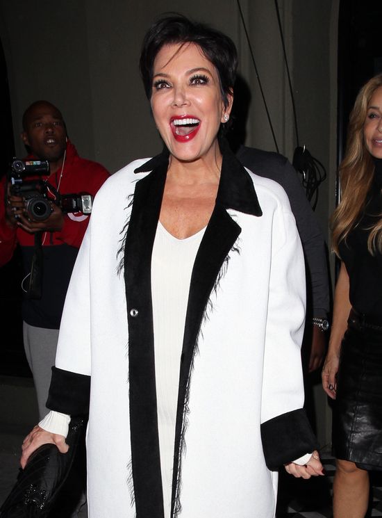 Kris Jenner upiła się na randce z młodszym kochankiem (FOTO) Kris Jenner upiła się na randce z młodszym kochankiem (FOTO)