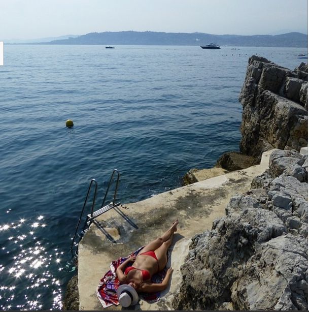 Kris Jenner pochwaliła się zdjęciem w bikini (FOTO)