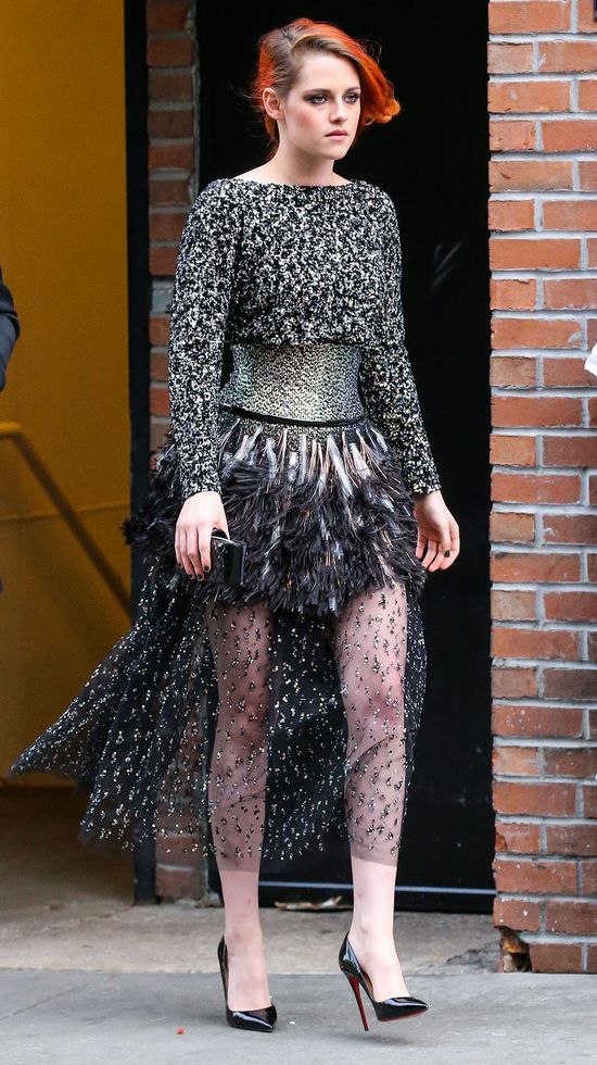 Kristen Stewart w drodze na galę MET (FOTO)