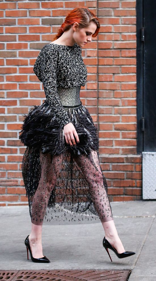 Kristen Stewart w drodze na galę MET (FOTO)