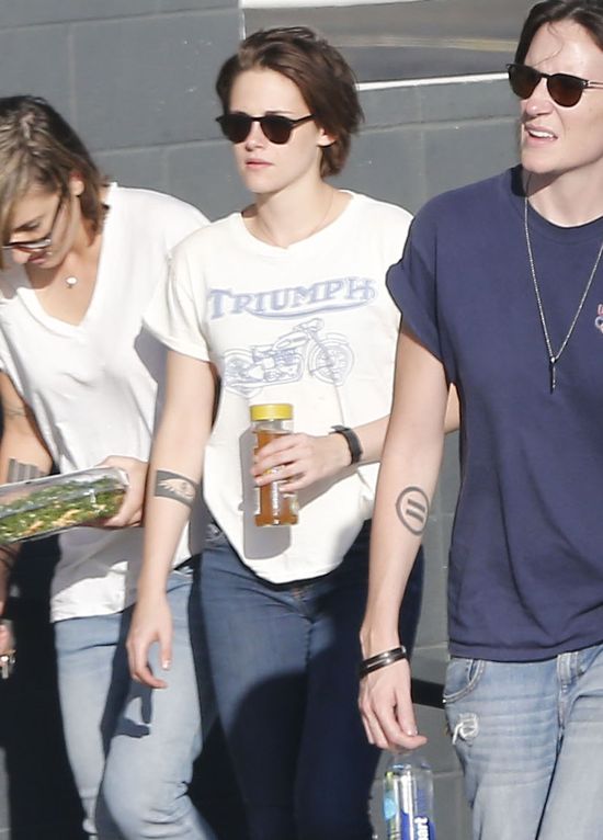 Kristen Stewart w końcu odwiedziła fryzjera (FOTO)