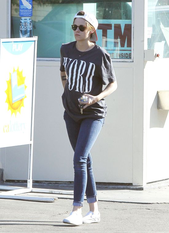 Tak wyglądają dłonie hollywoodzkiej piękności (FOTO)