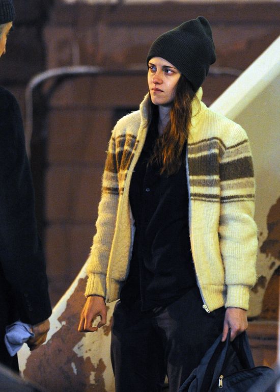 Kristen Stewart wygląda jak bezdomna (FOTO) Kristen Stewart wygląda jak bezdomna (FOTO)