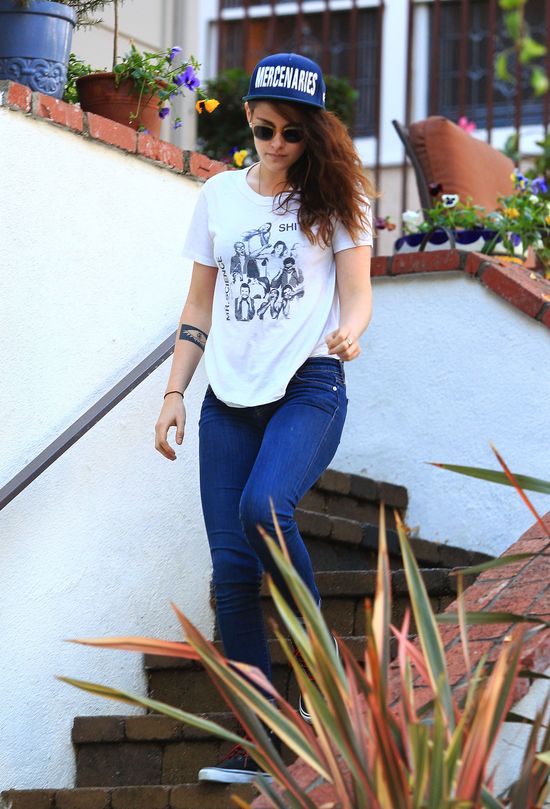 Kristen Stewart szczęśliwa jak zawsze (FOTO)  