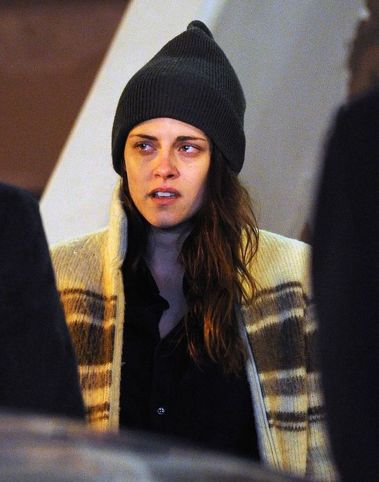 Kristen Stewart wygląda jak bezdomna (FOTO) Kristen Stewart wygląda jak bezdomna (FOTO)