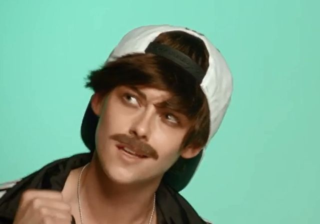 Kristen Stewart pokazała swoją męską stronę (FOTO) Kristen Stewart pokazała swoją męską stronę (FOTO)