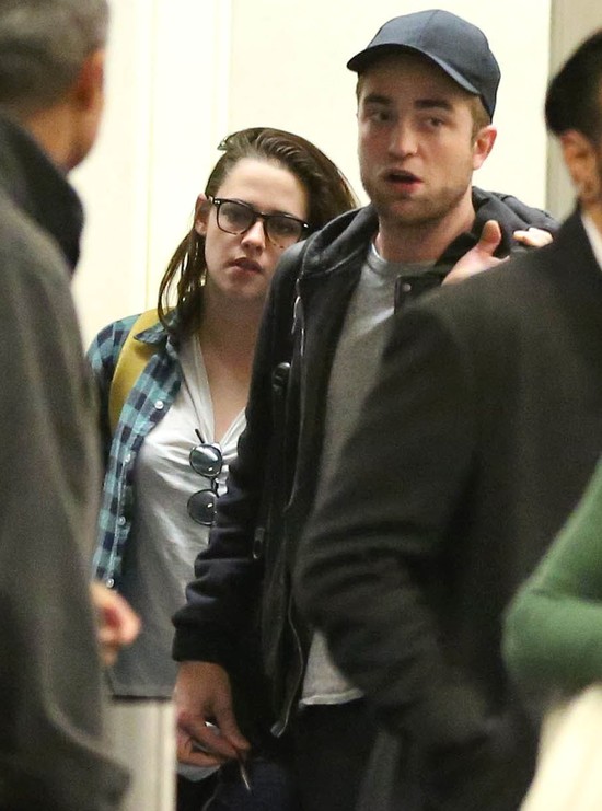 Kristen Stewart nosi BRUDNĄ bieliznę Roberta Pattinsona! Kristen Stewart nosi BRUDNĄ bieliznę Roberta Pattinsona!