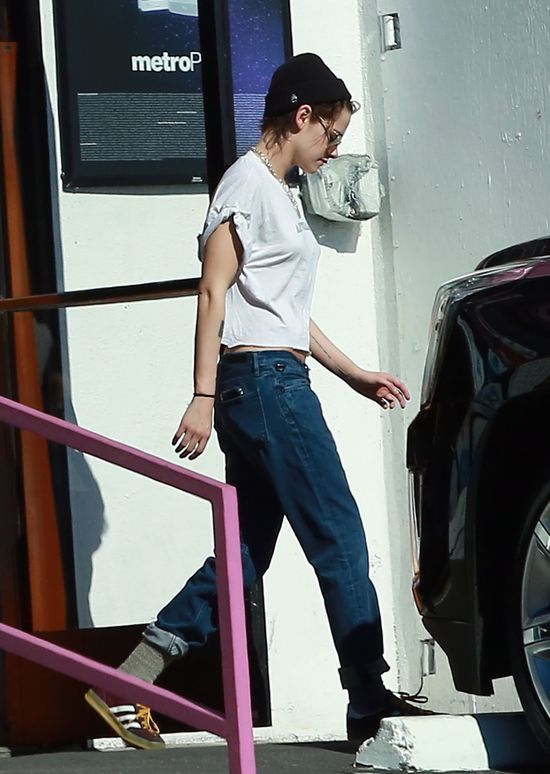 Znajomy Kristen Stewart: Kris śmierdzi jak wnętrze buta z siłowni! Znajomy Kristen Stewart: Kris śmierdzi jak wnętrze buta z siłowni!