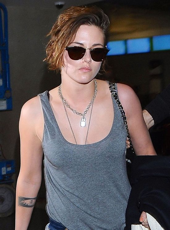 Jeszcze chwila i uśmiech Dakoty zmieni się w grymas Kristen?