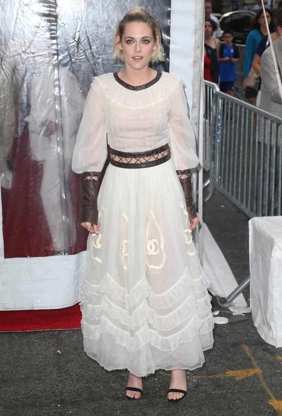 Internauci do Kristen Stewart: Zmień stylistkę! (FOTO)