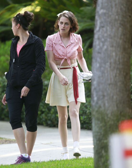 Dziewczęca Kristen Stewart w takim wdzianku? (FOTO) Dziewczęca Kristen Stewart w takim wdzianku? (FOTO)