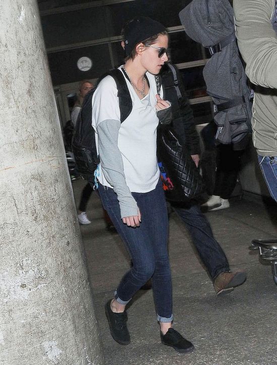 Co trapi Kristen Stewart? (FOTO) Co trapi Kristen Stewart? (FOTO)