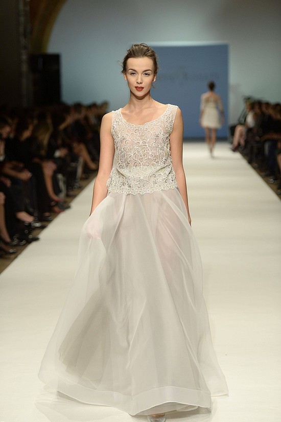 Paulina Krupińska na pokazie mody Teresy Rosati (FOTO) Paulina Krupińska na pokazie mody Teresy Rosati (FOTO)