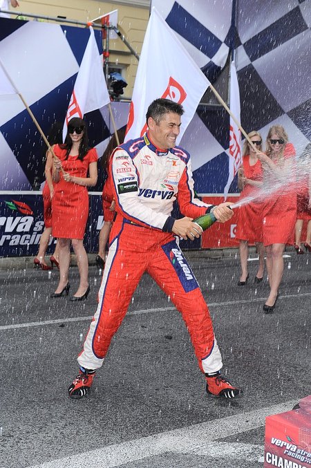 Hołowczyc w Playboyu o tym, jak namawiał żonę na dziecko Hołowczyc w Playboyu o tym, jak namawiał żonę na dziecko