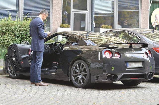 Hołowczyc apeluje w związku ze śmiercią 7 nastolatków