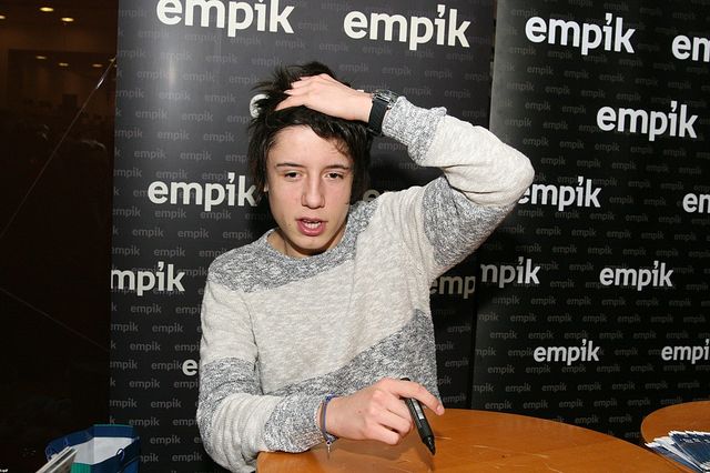 Całowanie butów Dawida Kwiatkowskiego to jeszcze nic