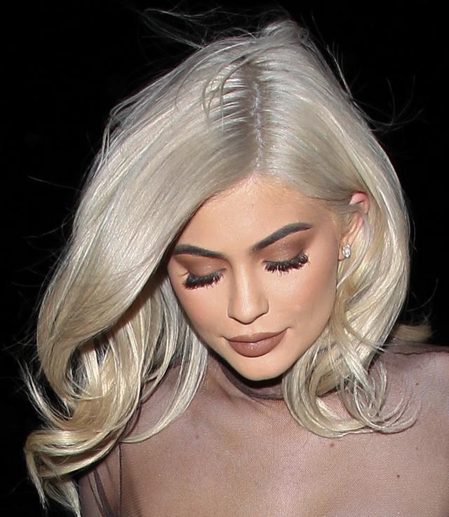 Kylie Jenner jak WAMP (FOTO)