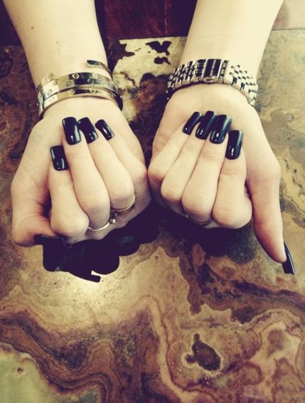 Cała czarna Kylie Jenner (FOTO)