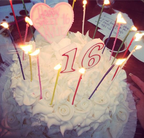 Słodka 16 Kylie Jenner (FOTO) Słodka 16 Kylie Jenner (FOTO)