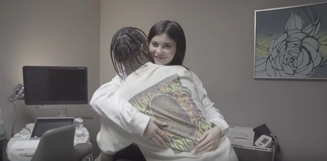 Kylie i Travis byli na bardzo NIESPOTYKANEJ randce