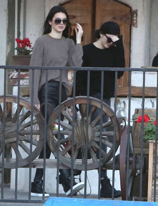 To zdjęcie obnaża ignorancję Kylie Jenner (FOTO)