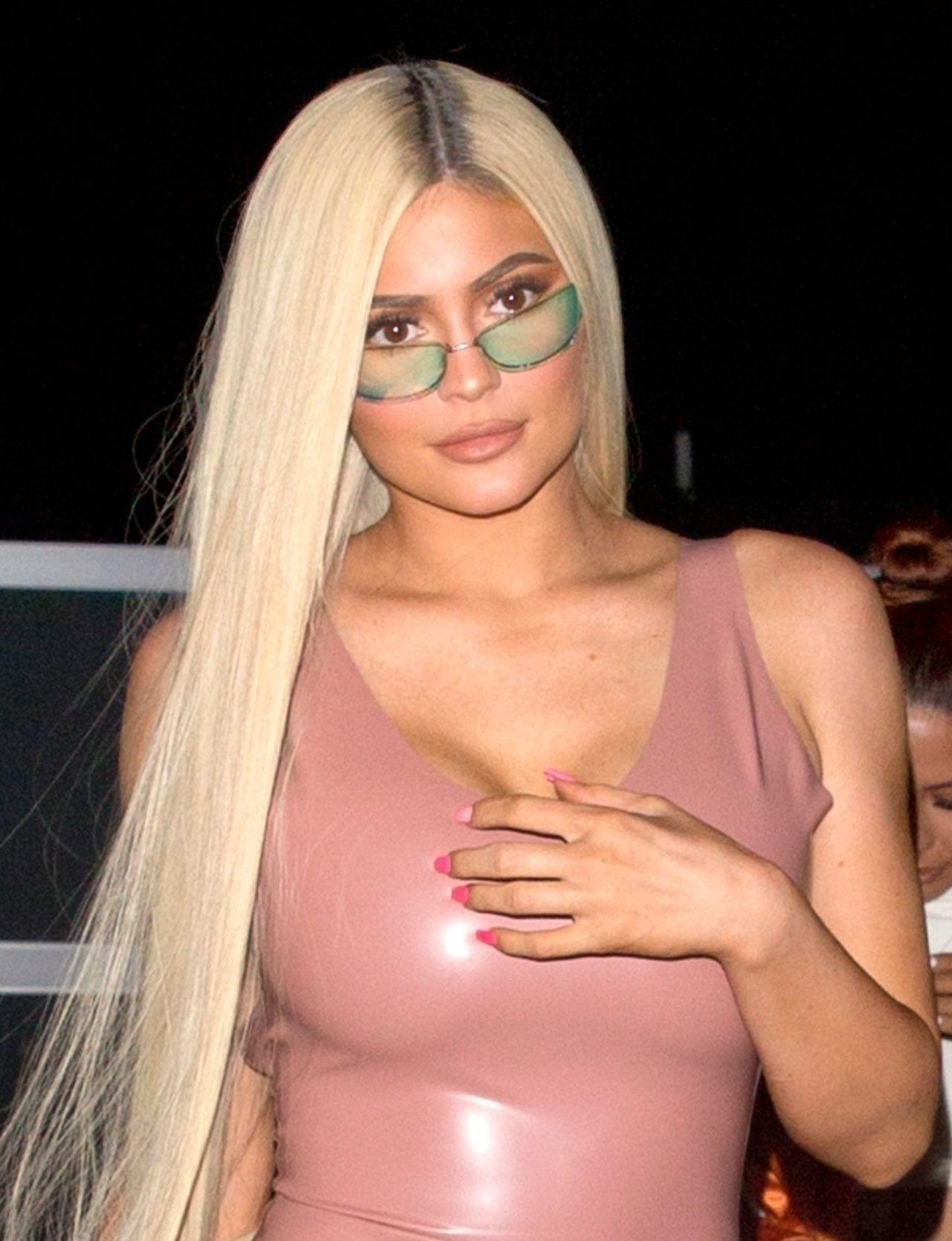 Atak KLONÓW! Poznasz tę celebrytkę? (ZDJĘCIA) Atak KLONÓW! Poznasz tę celebrytkę? (ZDJĘCIA)