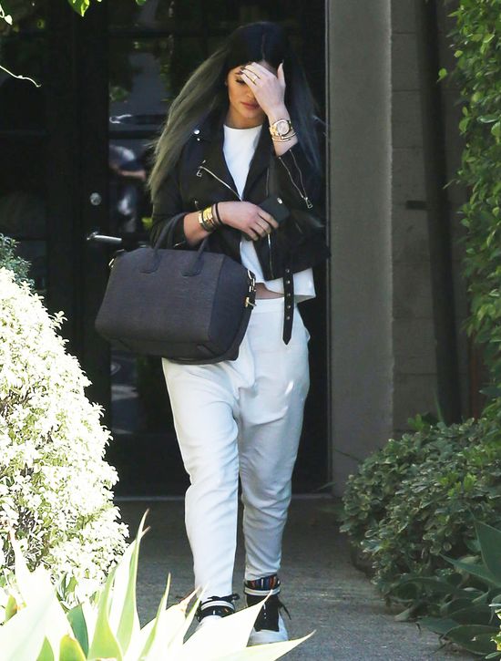 Kylie Jenner zapomniała narysować sobie usta (FOTO)