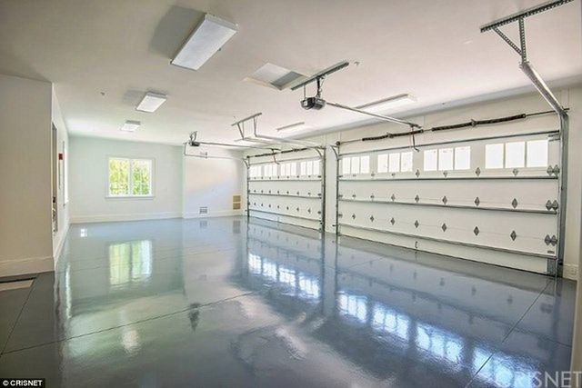 Kylie Jenner kupiła nowy, drogi i wielki dom Kylie Jenner kupiła nowy, drogi i wielki dom