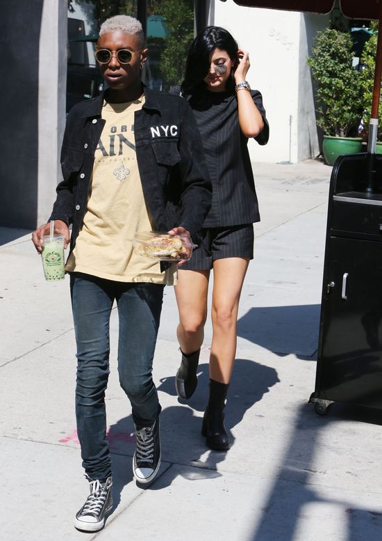 Kylie Jenner manifestuje swój bunt (FOTO)