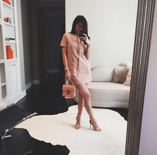 Kontrowersje wokół imienia królika Kylie Jenner