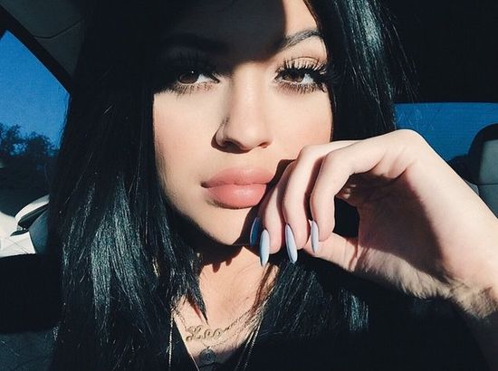 Kylie Jenner właśnie przestała przypominać siebie (FOTO)