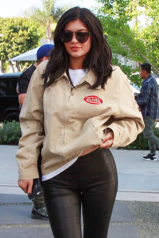 Cały świat w szoku, bo ciąża nie pozwoliła wstać Kylie Jenner z łóżka