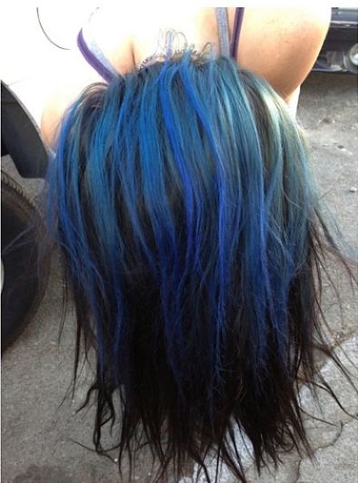 Kto ma niebieskie włosy? (FOTO)