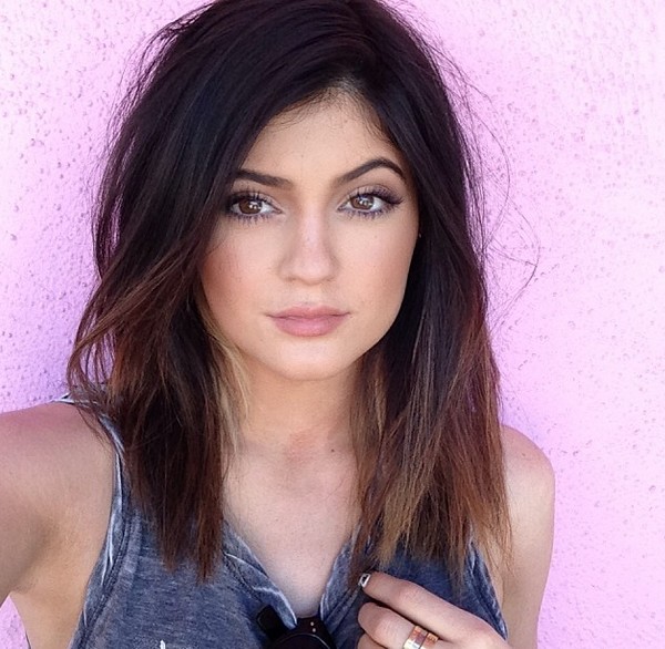 Kylie Jenner naśladuje nawet mimikę Kim (FOTO)